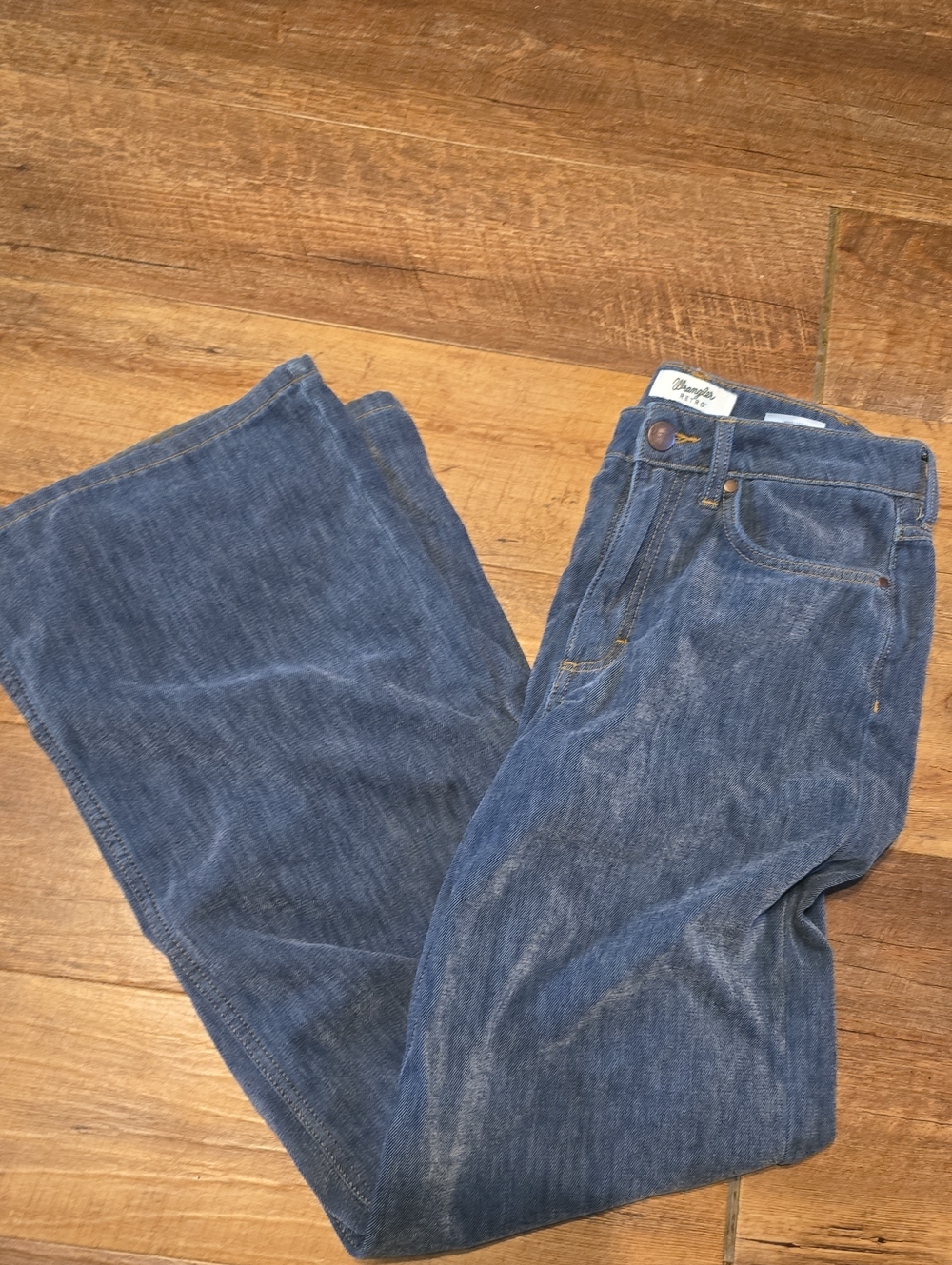 Wrangler Retro High Rise Wide Leg Jeans